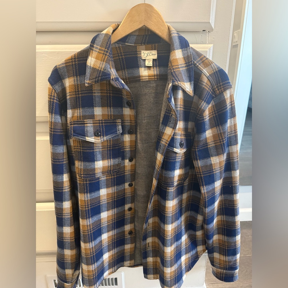 J.Crew seaboard, soft knit shirt